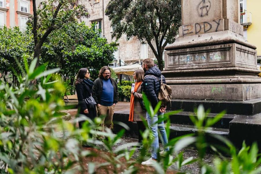 Naples: Old Town Guided Walking Tour - San Gregorio Armeno: Presepi Craft and a Slice of Local Fame