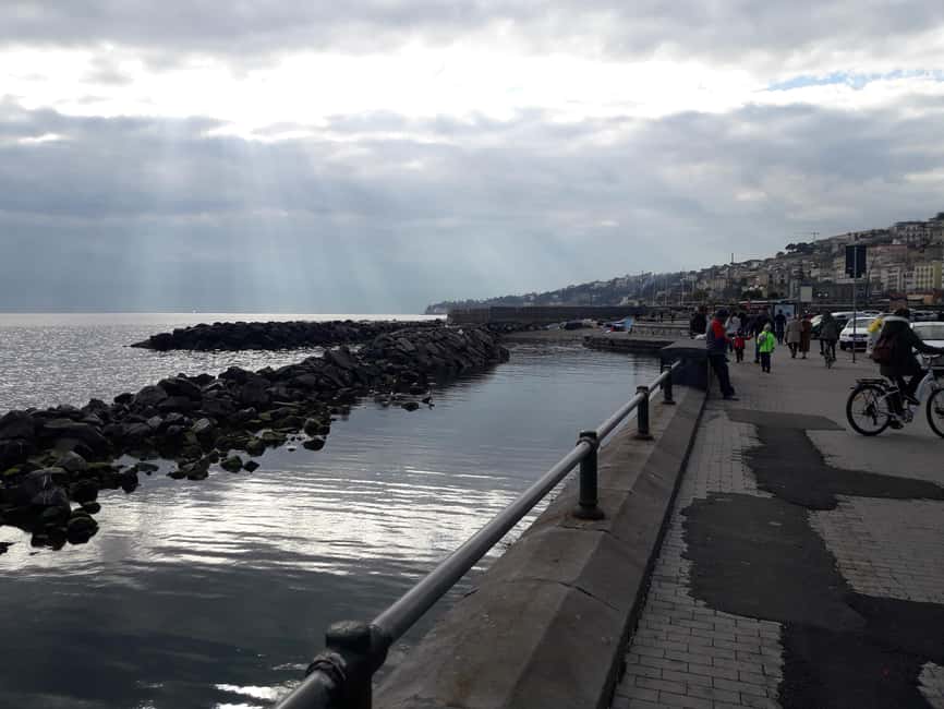 Naples: Panoramic E-Bike Tour - Lungomare Caracciolo, the Promenade Ride That Feels Like a Reset