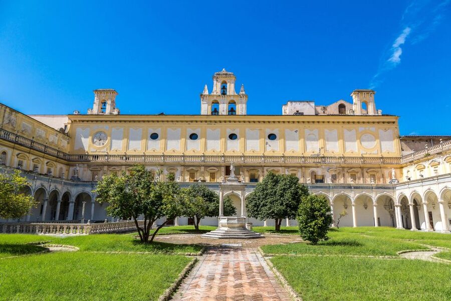 Naples Panoramic walking tour thourgh La Pedamentina scale - Vomero viewpoint time at the Belvedere of San Martino