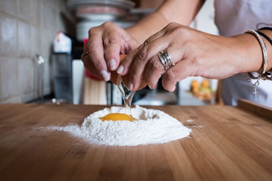 Naples: Pasta and Tiramisu Class at a Local's Home - Should you book this Naples pasta and tiramisu class?