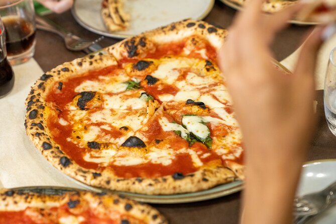 Naples Pizza & Drinks Tour: A Slice of Naples with Eating Europe - Key highlights you should know before you go