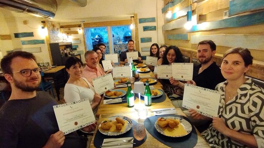 Naples: Pizza Making Class with Neapolitan Chef and drink - Key things that make this class worth your time