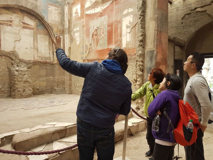 Naples: Pompeii and Herculaneum Private Walking Tour - Starting at Herculaneum: where the city feels almost intact