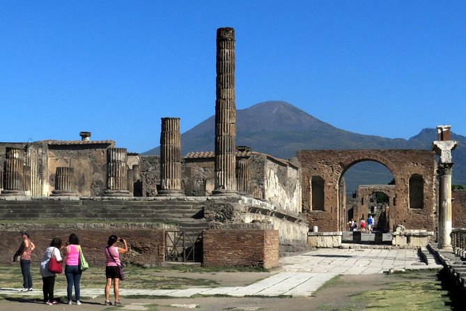 Naples: Pompeii & Mt Vesuvius All-Inclusive Small Group w/ Lunch - Pickup in central Naples plus skip-the-line tickets