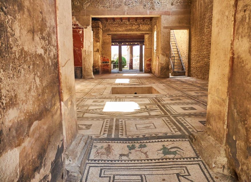 Naples: Pompeii & Mt. Vesuvius Day Trip with Tickets & Lunch - Quick hits before you book