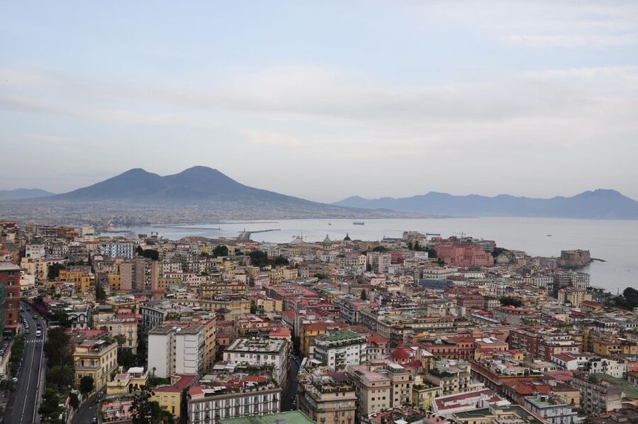 Naples Private 4-Hour Walking Tour - Santa Chiara and the calm contrast you will notice on the street
