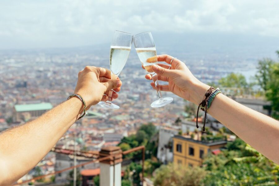 Naples: Private Food Tour – 10 Tastings with Locals - Guides Make or Break This Tour, and Naples Has the Proof