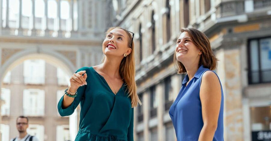 Naples: Private Tour with Locals – Highlights & Hidden Gems - A 3-hour Naples private tour built for the way locals move