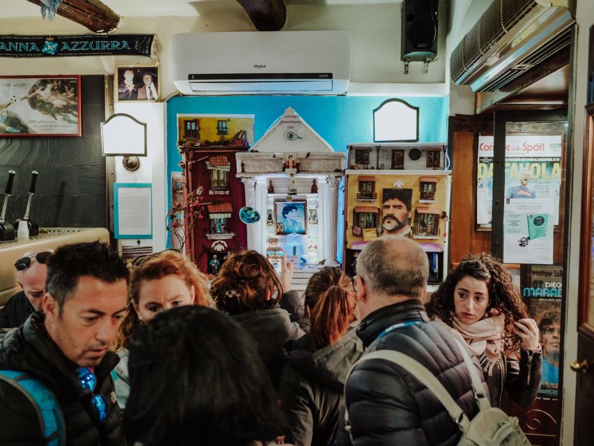 Naples: Private Walking Tour - Neapolitan pizza on the route: a smart pause that tastes like the place