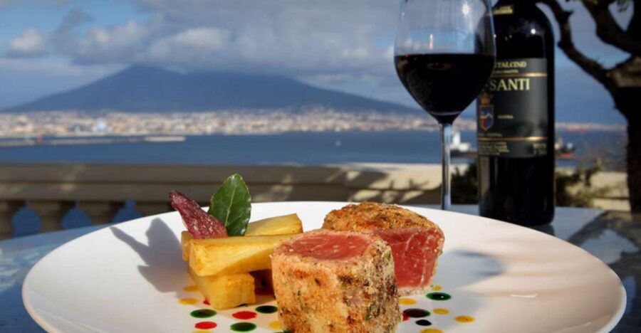 Naples: romantic dinner on the rooftop terrace - The 4-Course Dinner: Fish or Meat, Wine Included, and Portion Size