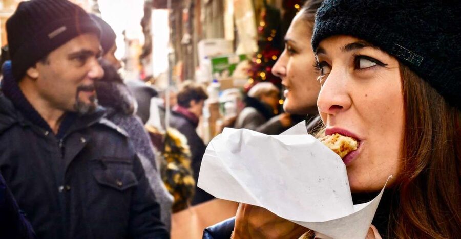 Naples: Secret Food Tour with Local Guide - Piazza Dante aperitivo, the fast way to get oriented