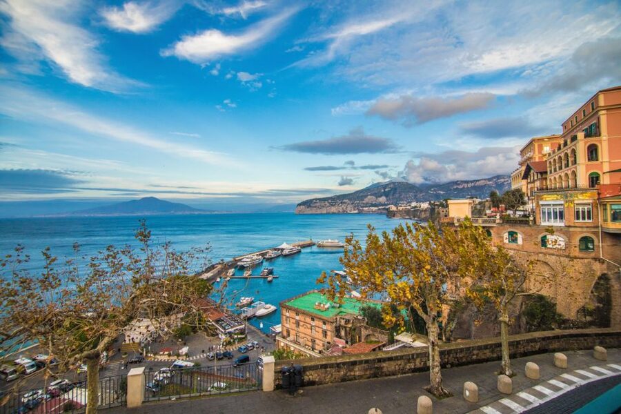 Naples: Sorrento and Pompeii with lunch & tickets included - Inside Pompeii: How the Tour Covers Temple, Market, Shop, Villa, Theater, and More