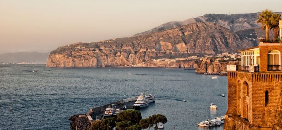 Naples/Sorrento/Positano: Private Amalfi Coast Tour by Vespa - Why a private Amalfi Coast Vespa day feels different