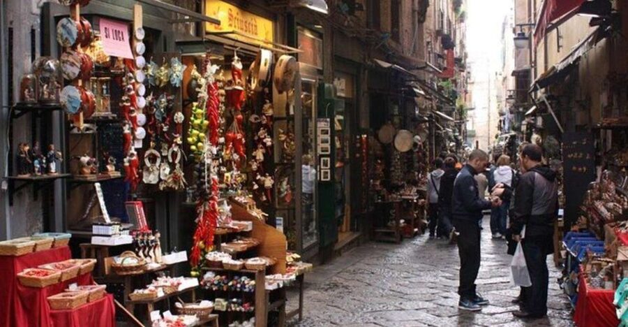 Naples : Spanish Quarter & Maradona Street Art Tour - Quartieri Spagnoli: Votive Shrines, Murals, and the Downs Folklore