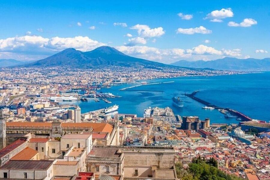 Naples : Spanish Quarter & Maradona Street Art Tour - Starting at Piazza del Plebiscito: Your Naples Orientation Point