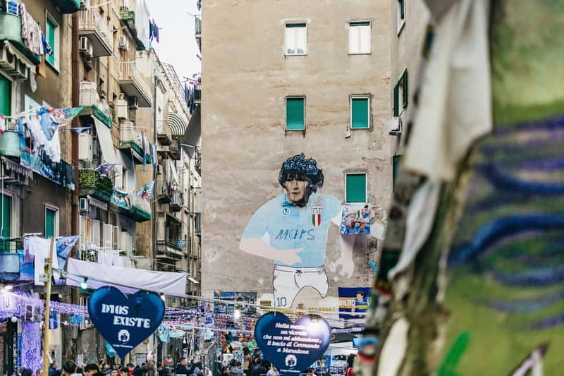 Naples: Street Art & History Tour in the Spanish Quarters - The main walk in Quartieri Spagnoli: murals plus the stories behind them