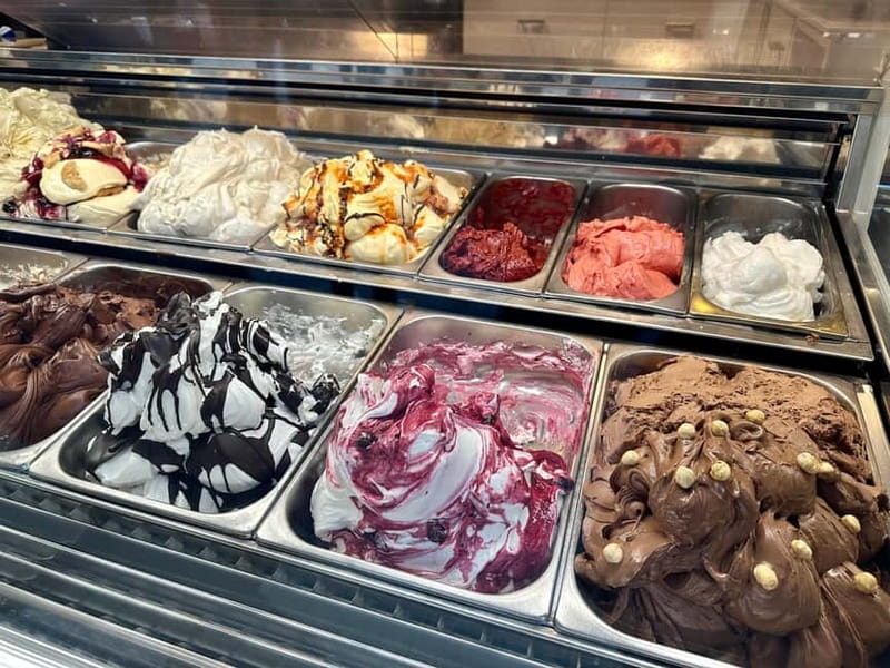 Naples: Street Food and Guided Sightseeing Walking Tour - Starting at Piazza Bellini: what you need to know before you eat