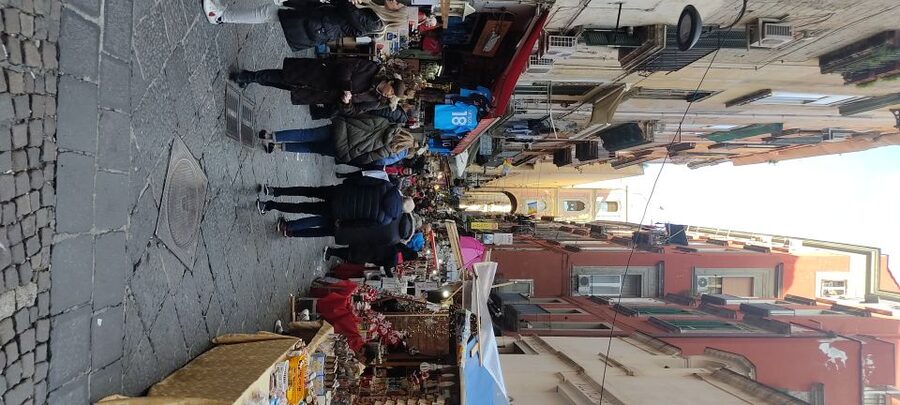 Naples: the magic of Christmas and Nativity scenes - Museodivino and the SAME collection, where tiny nativity art becomes real