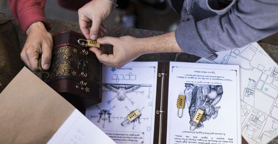 Naples: The Path of the Immortals Treasure Hunt Walking Tour - Locked Boxes and Treasure Maps, No Phone Required