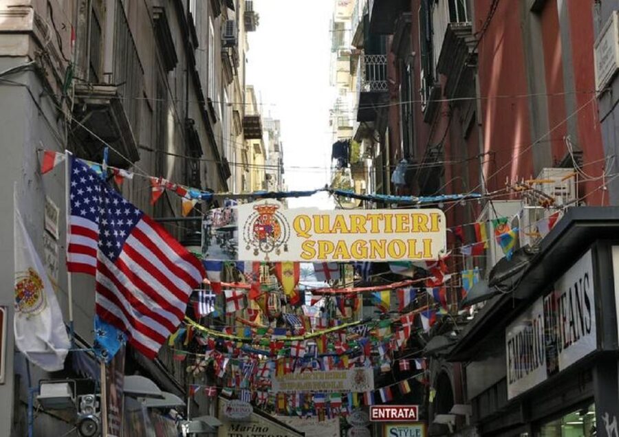 Naples: The Spanish Quarters, Street Art and Local Market - Guides, Headsets, and the Group Experience