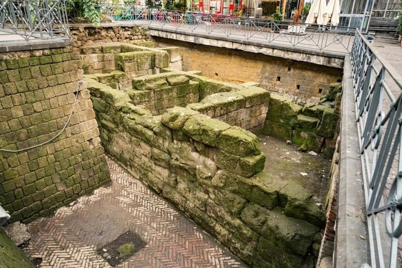 Naples Top Sights & Underground small group tour - Should you book Underground Naples with the city center walk?