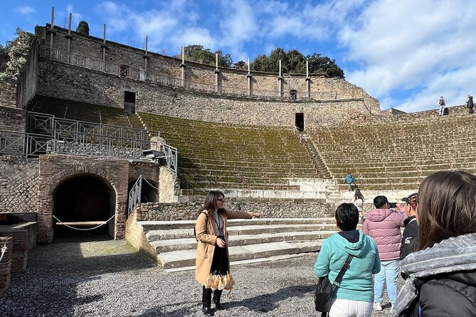 Naples: Tour of Mt Vesuvius and Pompeii w/ Lunch & Wine tasting - Pompeii Archaeological Park: how the guide time improves what you see
