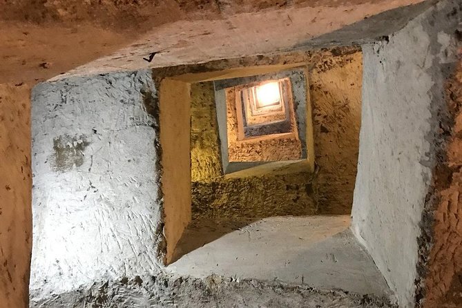 Naples Underground Spanish Quarters with Guide - Who Should Book This Tour, and Who Should Skip It