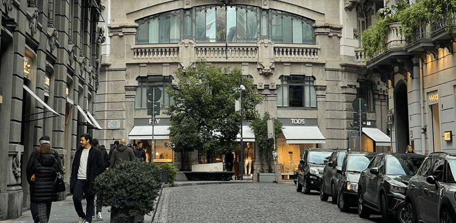Naples: Vomero, Chiaia private tour with funicular railway - Villa Floridiana: the calm half of the tour