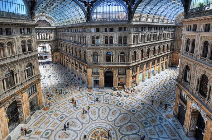 Naples: walk to Naples with local guide - Via Toledo: photo stop energy, then straight into the neighborhoods