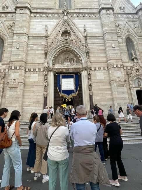 Napoli centro storico - tour in Italiano - Duomo di Napoli: what you’ll notice inside (and why it matters)