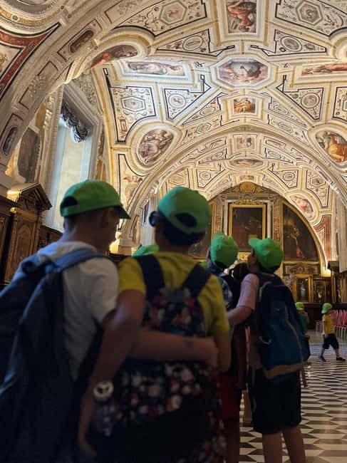 Napoli: Entrance Tickets to Sant'Anna dei Lombardi Complex - Stepping into the nave and chapel world