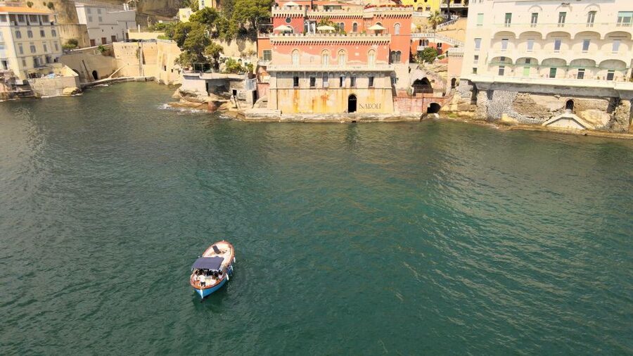 Napoli: Myths & Legends Cruise with Snorkeling - Should You Book This Myths and Legends Snorkeling Cruise?