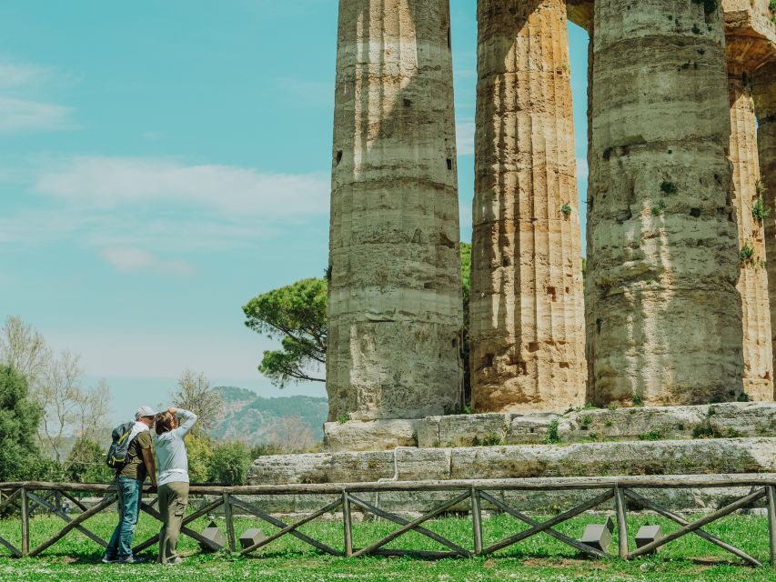 Paestum: Small-Group Tour with an Archaeologist and Tickets - The Archaeologist Walk: How the City Becomes Clear