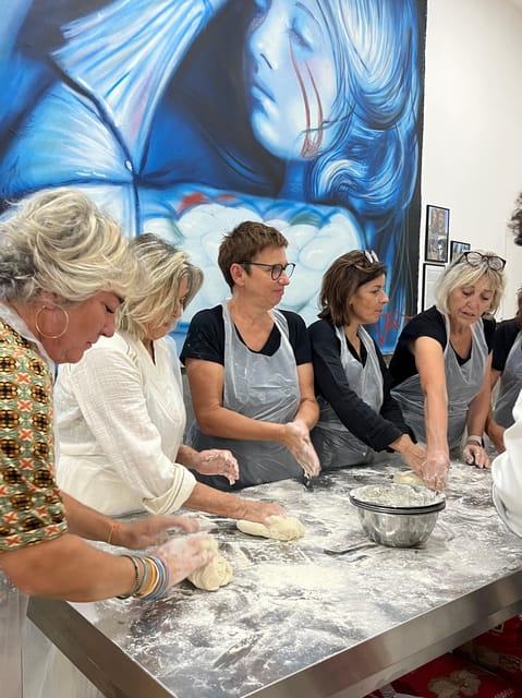 Pizza-Making Workshop by night with glass of wine - The Oven Moment: Why It Takes So Little Time