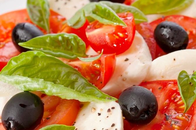Pizza School, Learn the authentic art of making Pizza - Where Naples pizza education fits in your itinerary (5:00 pm start)