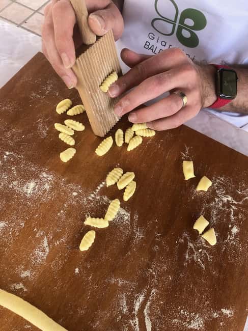 Pompei: Cooking class fresh pasta - Who Sabrina is and why the teaching style matters