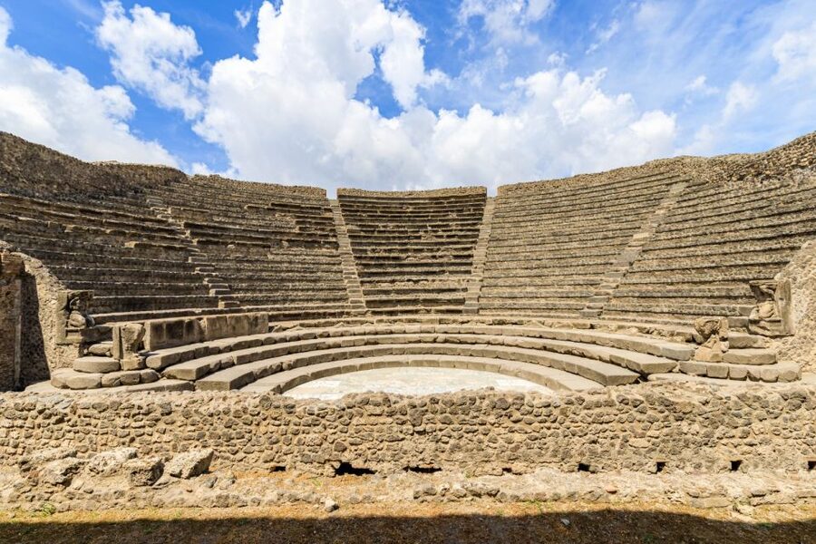 Pompei: Private tour of Pompei and Vesuvius from Sorrento - How the Day Connects Pompeii and Mount Vesuvius