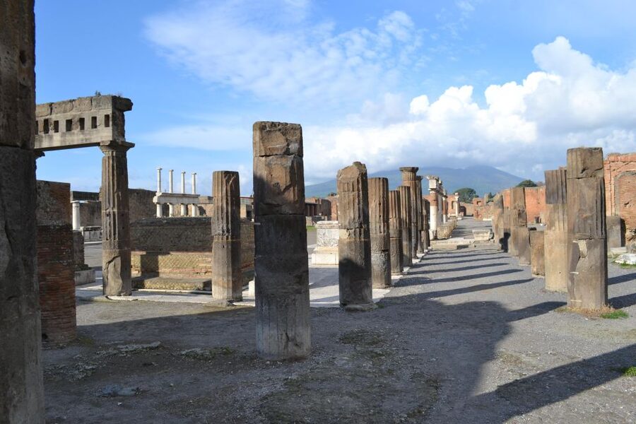 Pompeii: 2-Hour Guided Tour with an Archaeologist - Basilica and Forum: where politics and everyday business meet