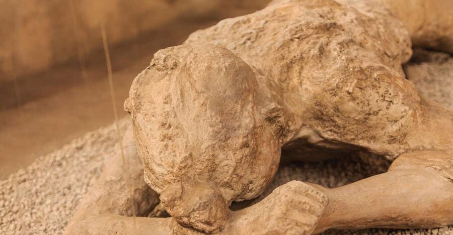 Pompeii: 2-Hour Guided Tour with an Archaeologist - Temple of Apollo and the Forum Civile route: how the city gets organized fast