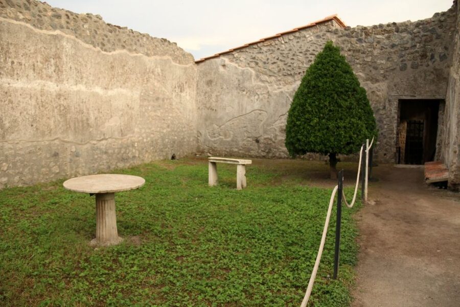 Pompeii 2-Hour Private Tour - Tour stops in practice: the 2-hour pacing strategy