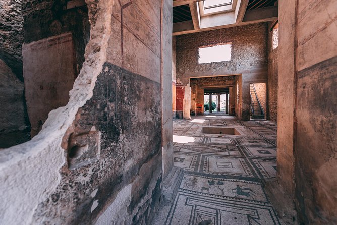 Pompeii 2-hour Private Tour with an Archaeologist-Ticket included - Why this Pompeii tour feels better than a fast group circuit