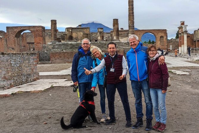 Pompeii: 2 Hour Private Tour with an Archeologist Guide - Pacing, Shade Stops, and Crowd-Smart Walking