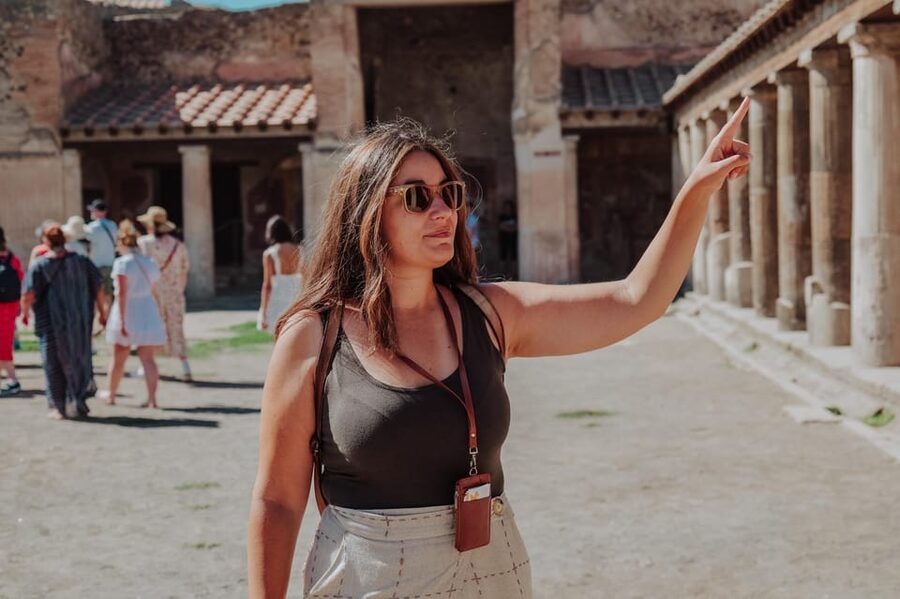 Pompeii 3hours Villa of Mysteries tour with an Archaeologist - Public Spaces You’ll Actually Understand: Theatre, Baths, Forums, and More