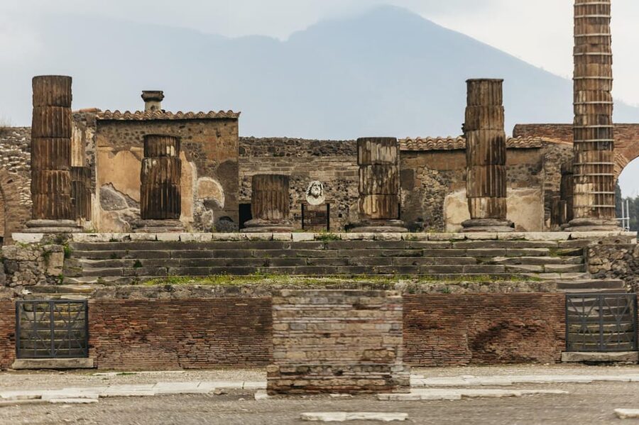 Pompeii: Afternoon to Sunset Guided Tour with Ticket - Guides who make Pompeii click: Angelo, Anna, Sasa, Francesco and Frankie