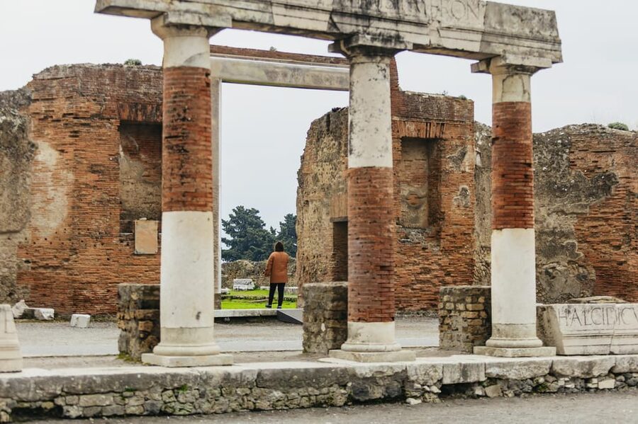 Pompeii: Afternoon to Sunset Guided Tour with Ticket - The Antiquarium and key highlights that keep the pacing smart