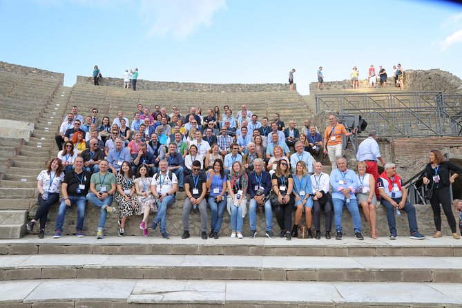 Pompeii and Capri Island Day Trip from Naples - Capri by hydrofoil: the 45-minute crossing and the island rhythm