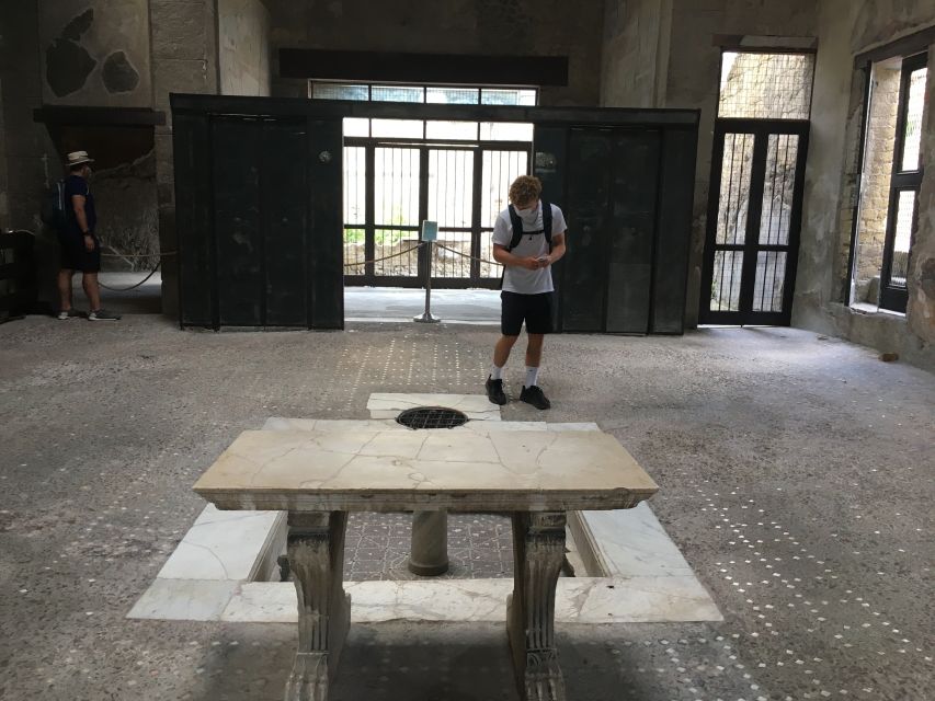 Pompeii and Herculaneum: Guided Tour with an Archaeologist - The Value of a Real Archaeologist Guide, Plus Benedetto’s Style