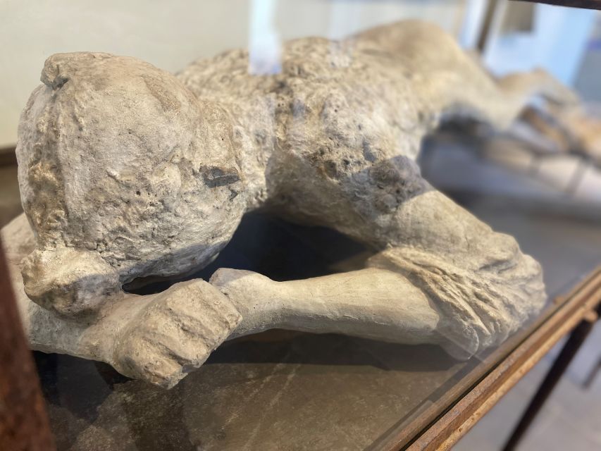 Pompeii and Herculaneum: Guided Tour with an Archaeologist - Meeting Point at Ristorante Suisse, and How the Day Gets Rolling