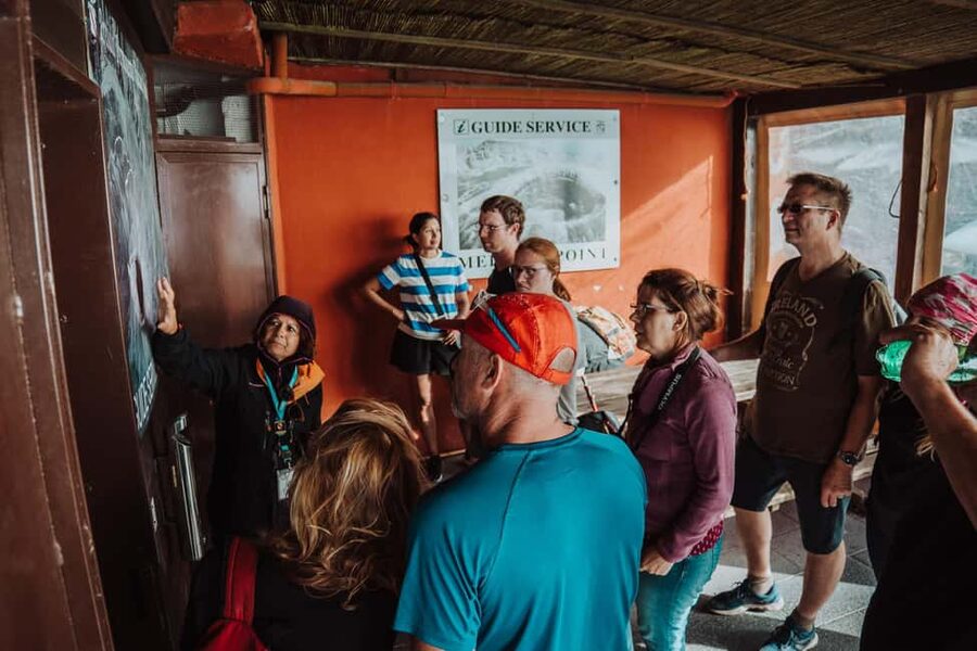 Pompeii and Mount Vesuvius excursion from Naples - Down to Pompeii: 2 hours of guided ruins with real context