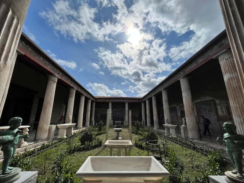 Pompeii: Archeological Tour & Wine Tasting at Mt. Vesuvius - Your Pompeii walk: 2 hours of orientation, not aimless wandering